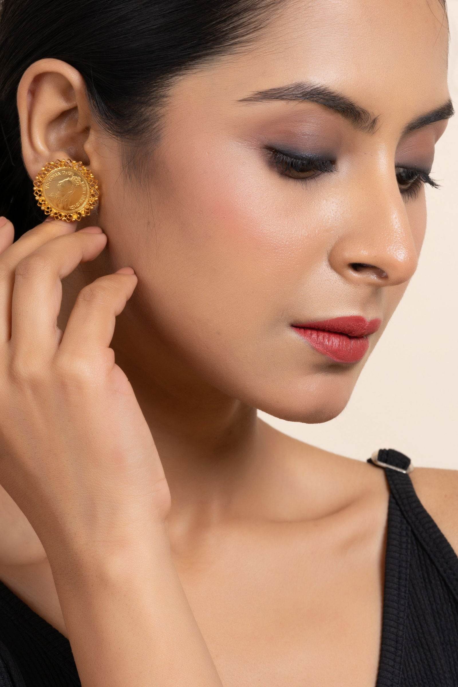 Gold Plated Guinea Coin Stud Earrings 538