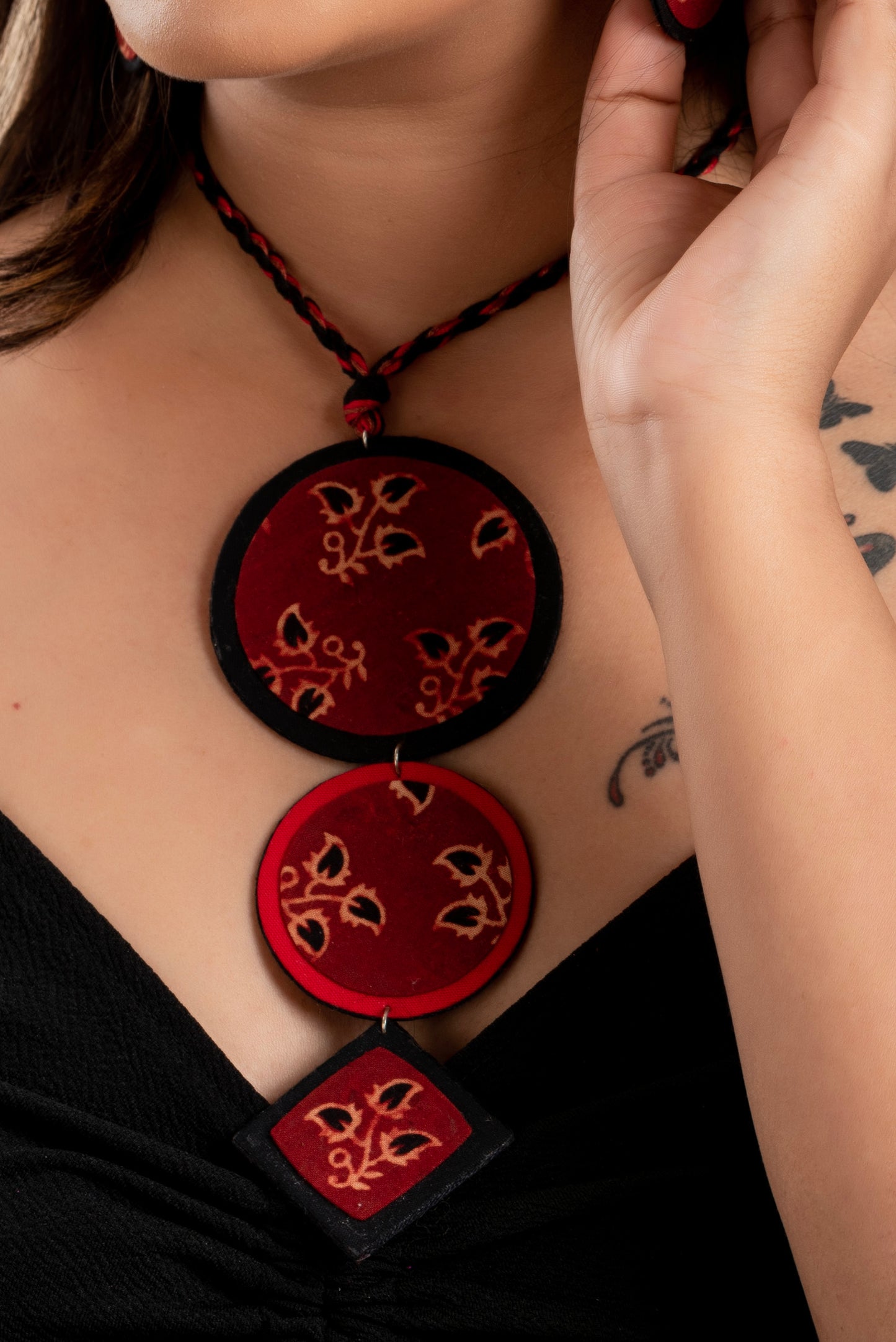 handcrafted-designer-red-black-ajrakh-neckpiece-set-with-earring-and-adjustable-dori-np46