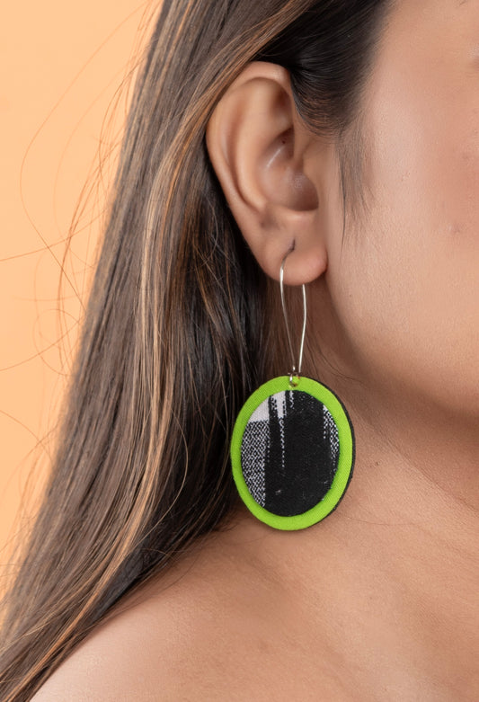 handmade-lightweight-black-green-ikkat-fabric-dangler-earring-er490