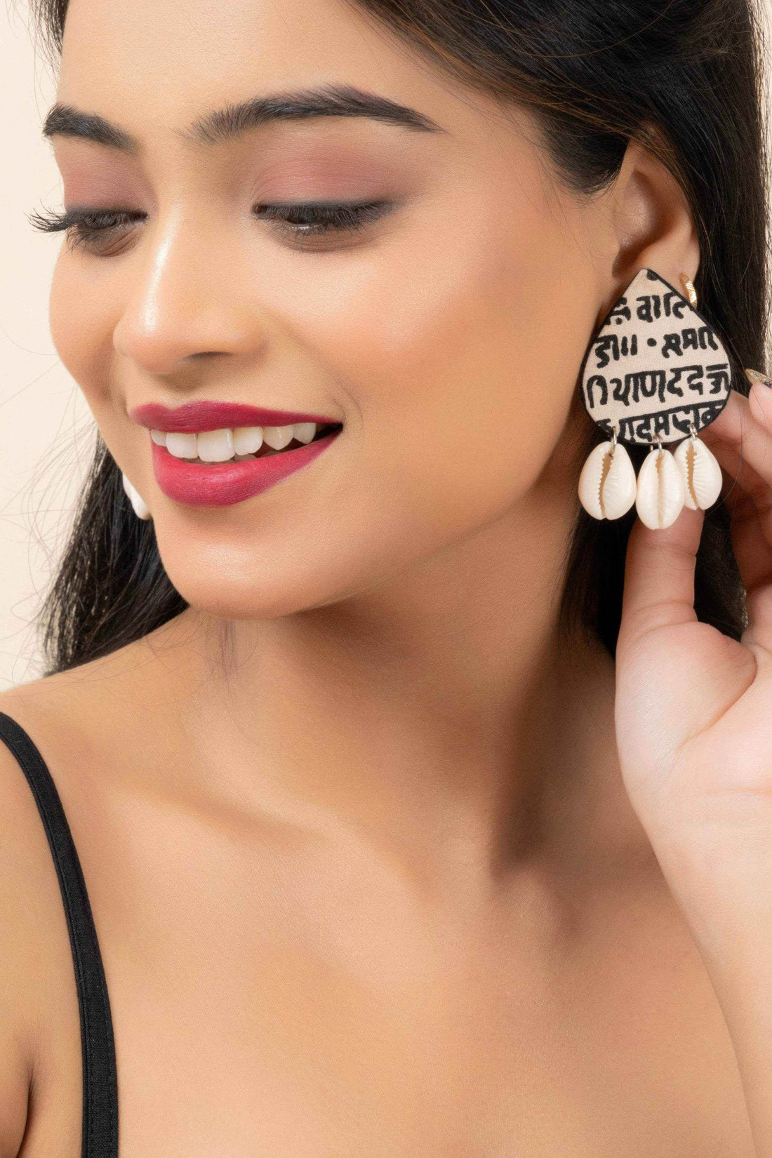 Elevating Your Style: Discover the Vibrant World of Fabric Jewelry in India - Lookandadorn.com