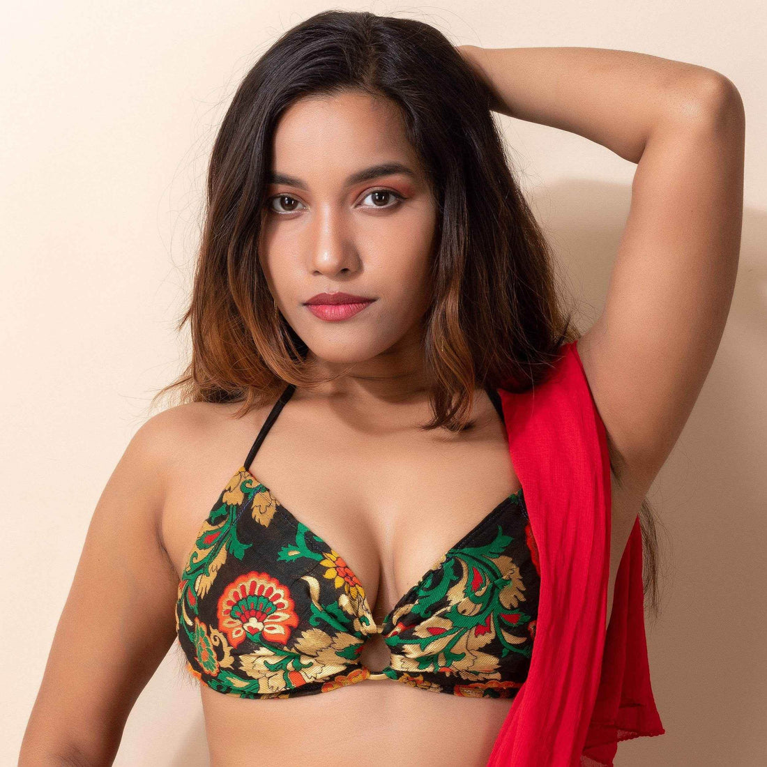 Elevate Your Style with the Backless Halter Neck Bikini Blouse - Lookandadorn.com