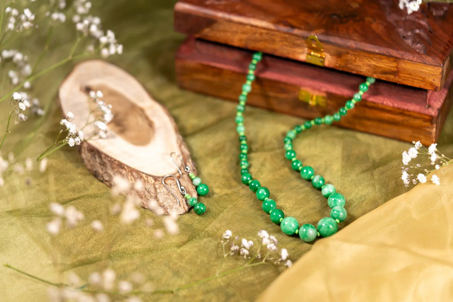 Styling Your Handmade Jewelry for Everyday Wear Lookandadorn.com