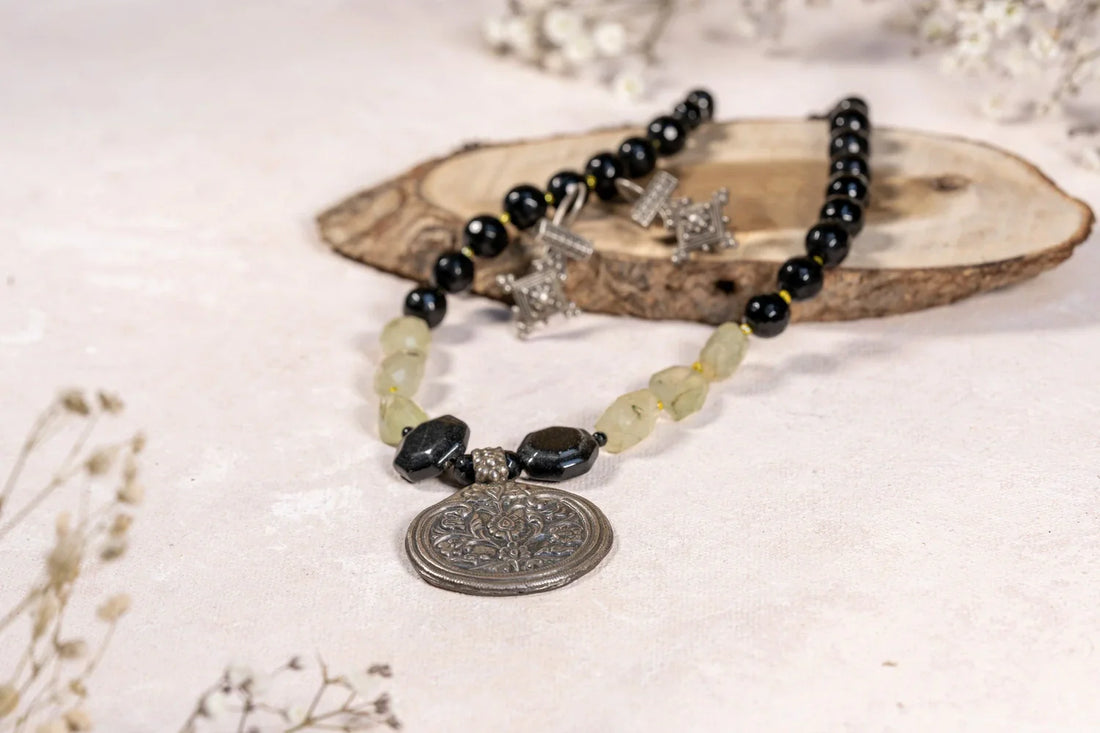 Finding the Perfect Handmade Silver Jewelry in Kolkata Lookandadorn.com