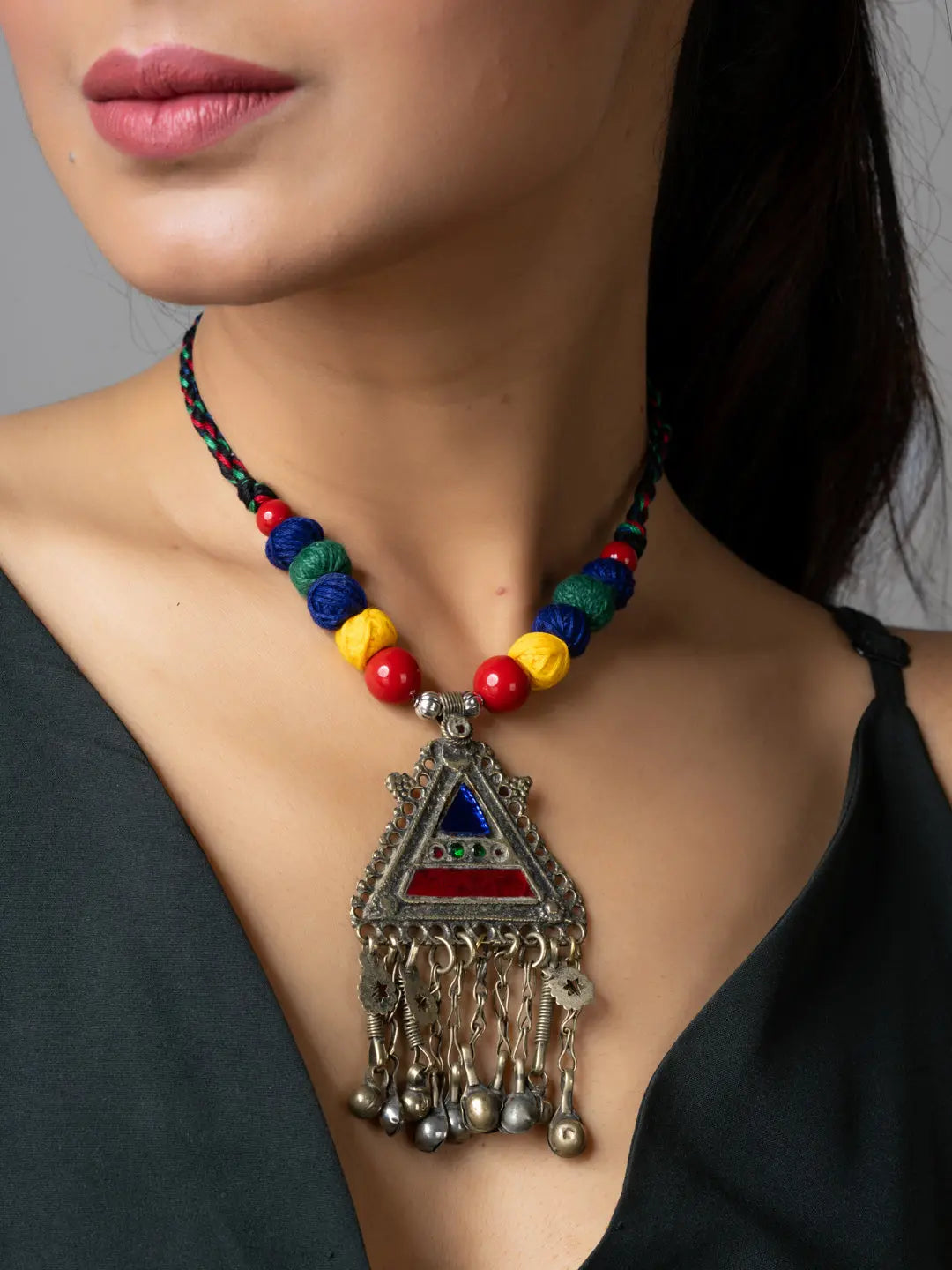 The Best Materials for Handmade Jewelry: A Comprehensive Guide Lookandadorn.com