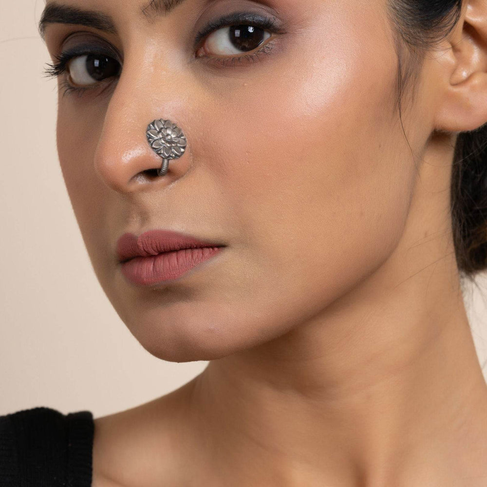 925 Silver Floral Round Clip On Nose Pin - Elegant Non-Piercing Accessory for All Occasions - Lookandadorn.com