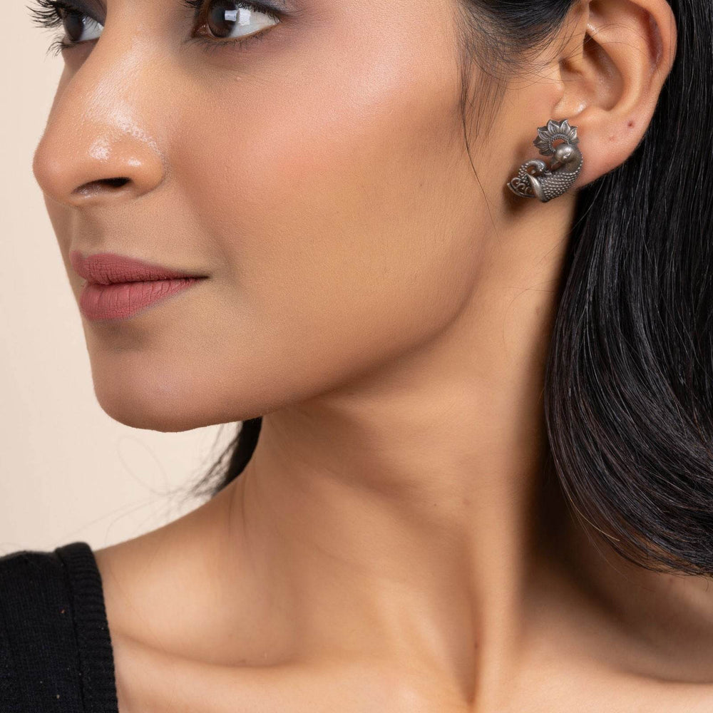 92.5 Pure Silver Peacock Stud Earrings - Elegant Design for All Occasions, Non-Allergic, Exquisite Jewelry - Lookandadorn.com