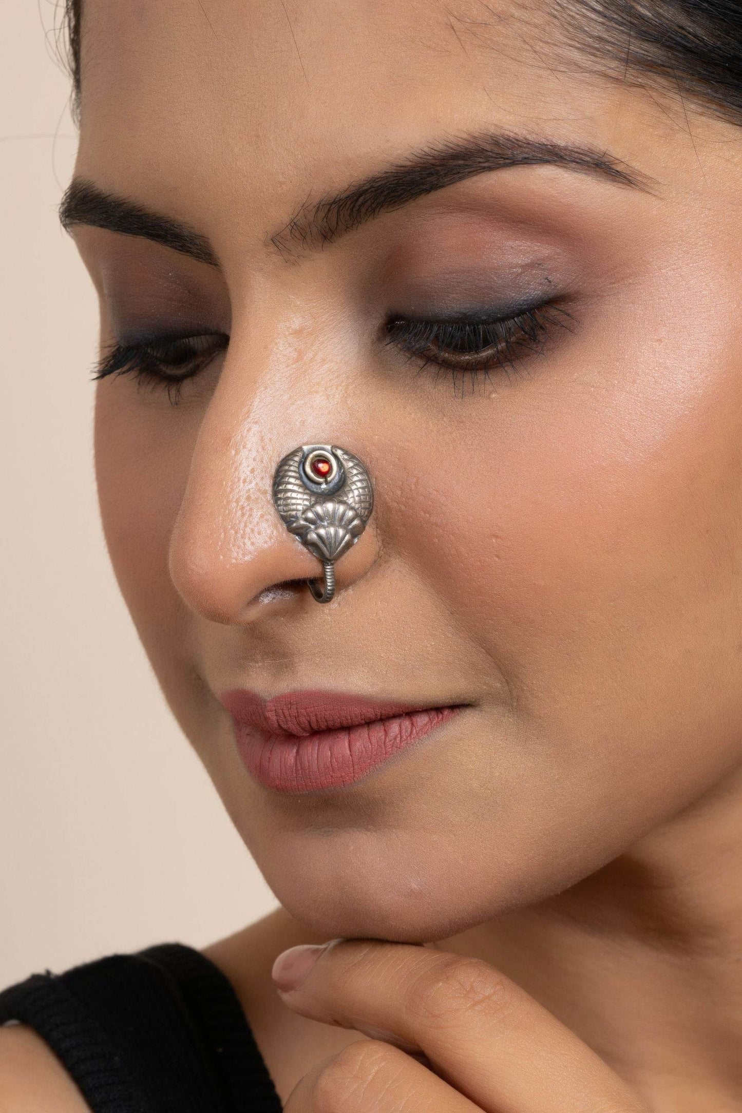 925 Pure Silver Jumbo Clip-On Nose Pin, Non-Piercing, Elegant Design for All Occasions - Lookandadorn.com