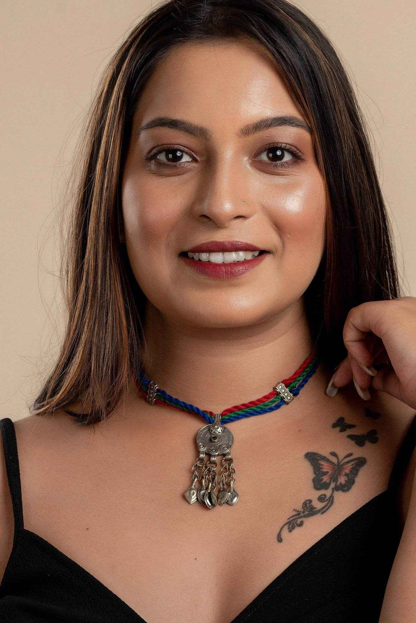 Authentic Afghani Necklace - Adjustable Dori, Lightweight Handmade Pendant Neckpiece in Red, Green, Blue - Lookandadorn.com