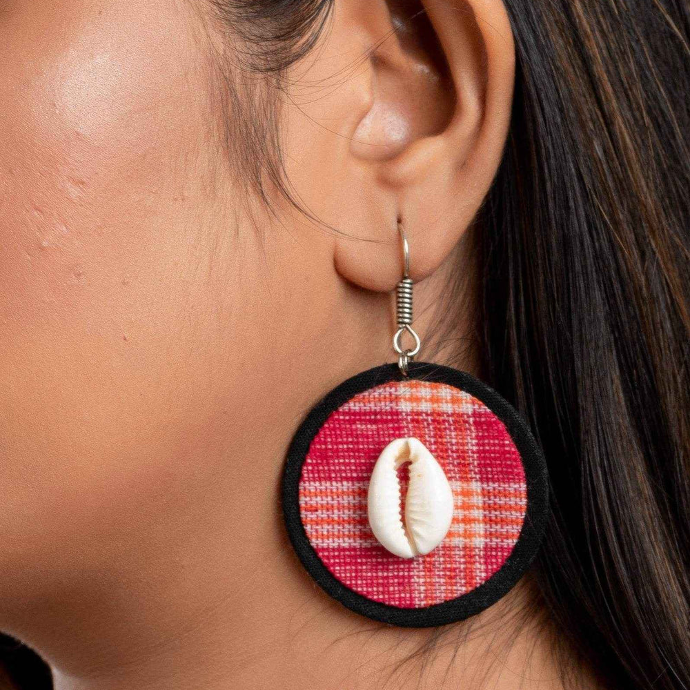 Handmade Black And Red Gamcha Fabric Cowrie Earrings - Non-Allergic, Perfect For Gifting - Lookandadorn.com