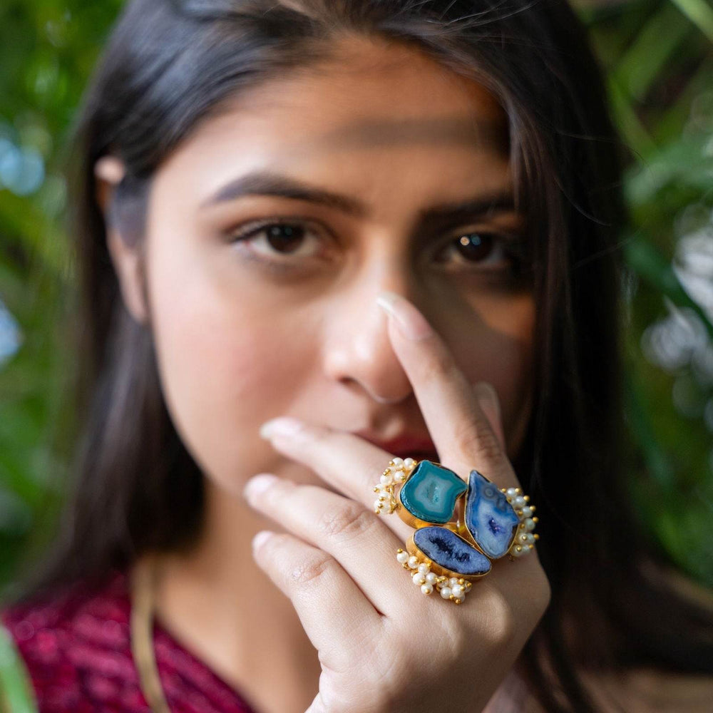 Blue Purple Geode Agate Brass Finger Ring | Unique Semi-Precious Jewelry Piece - Lookandadorn.com