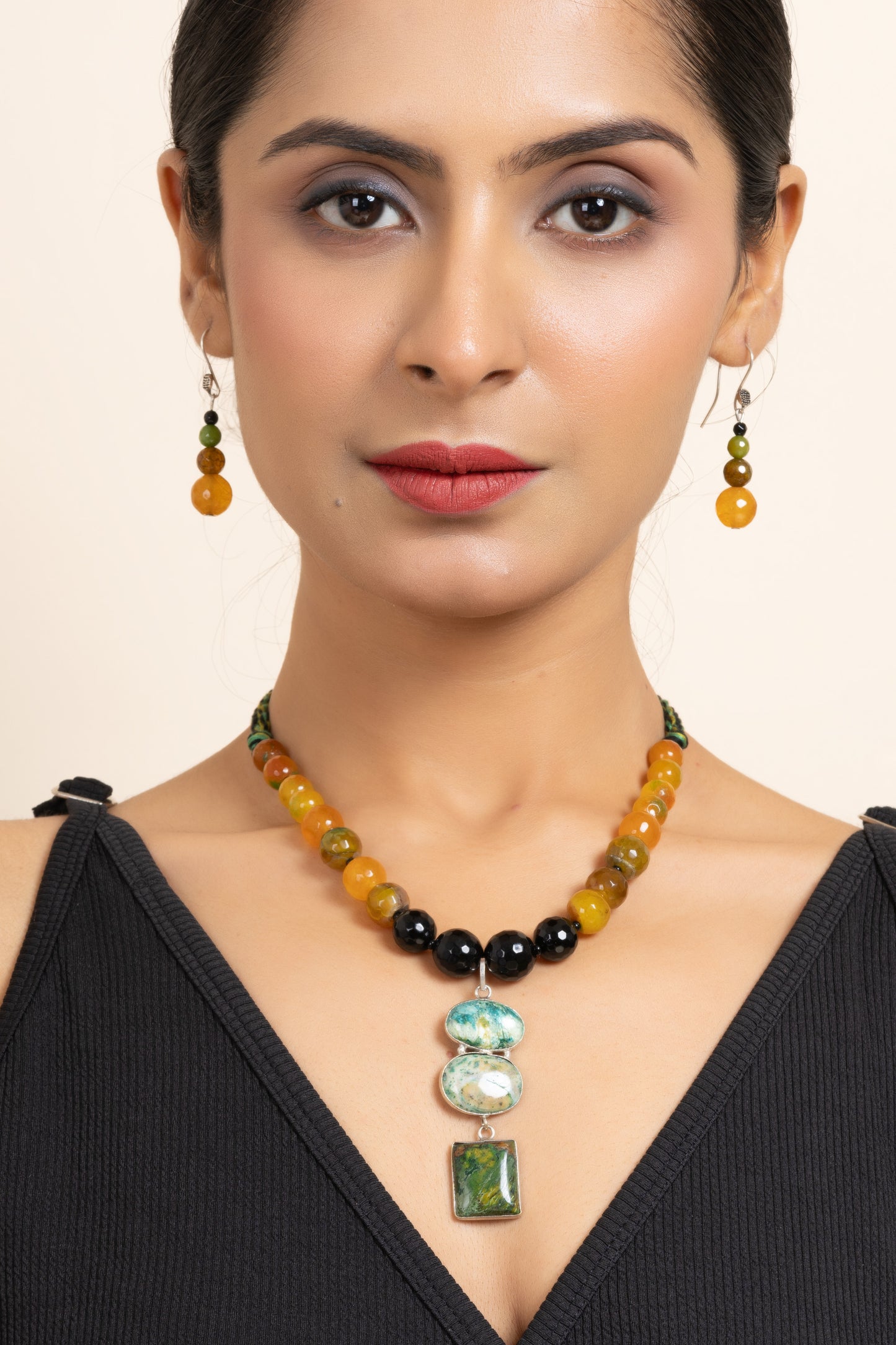 Green Black Yellow Semi precious Agate Onyx Stone necklace with Matching Earring and Adjustable dori