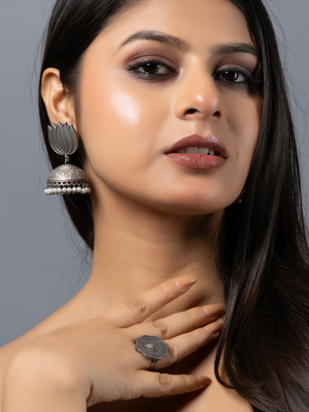 Silver Replica Ten Paise Coin Finger Ring LOOK AND ADORN - designed for you