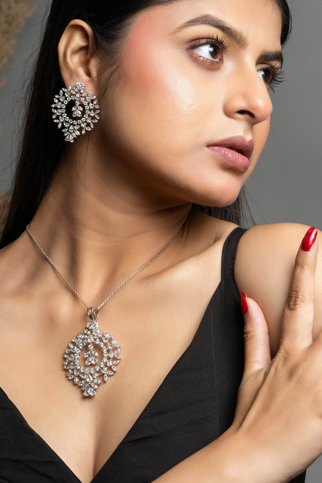 Designer White American Diamond Pendant Necklace Set - Lookandadorn.com