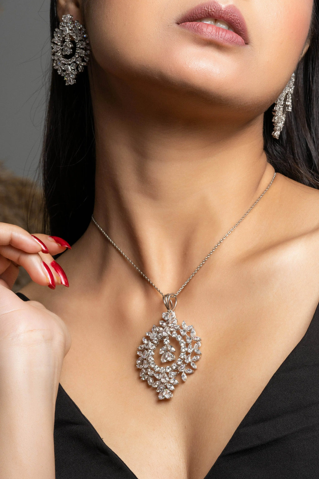 Designer White American Diamond Pendant Necklace Set - Lookandadorn.com