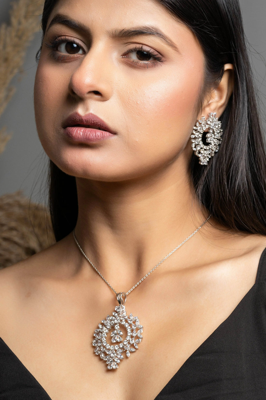 Designer White American Diamond Pendant Necklace Set - Lookandadorn.com