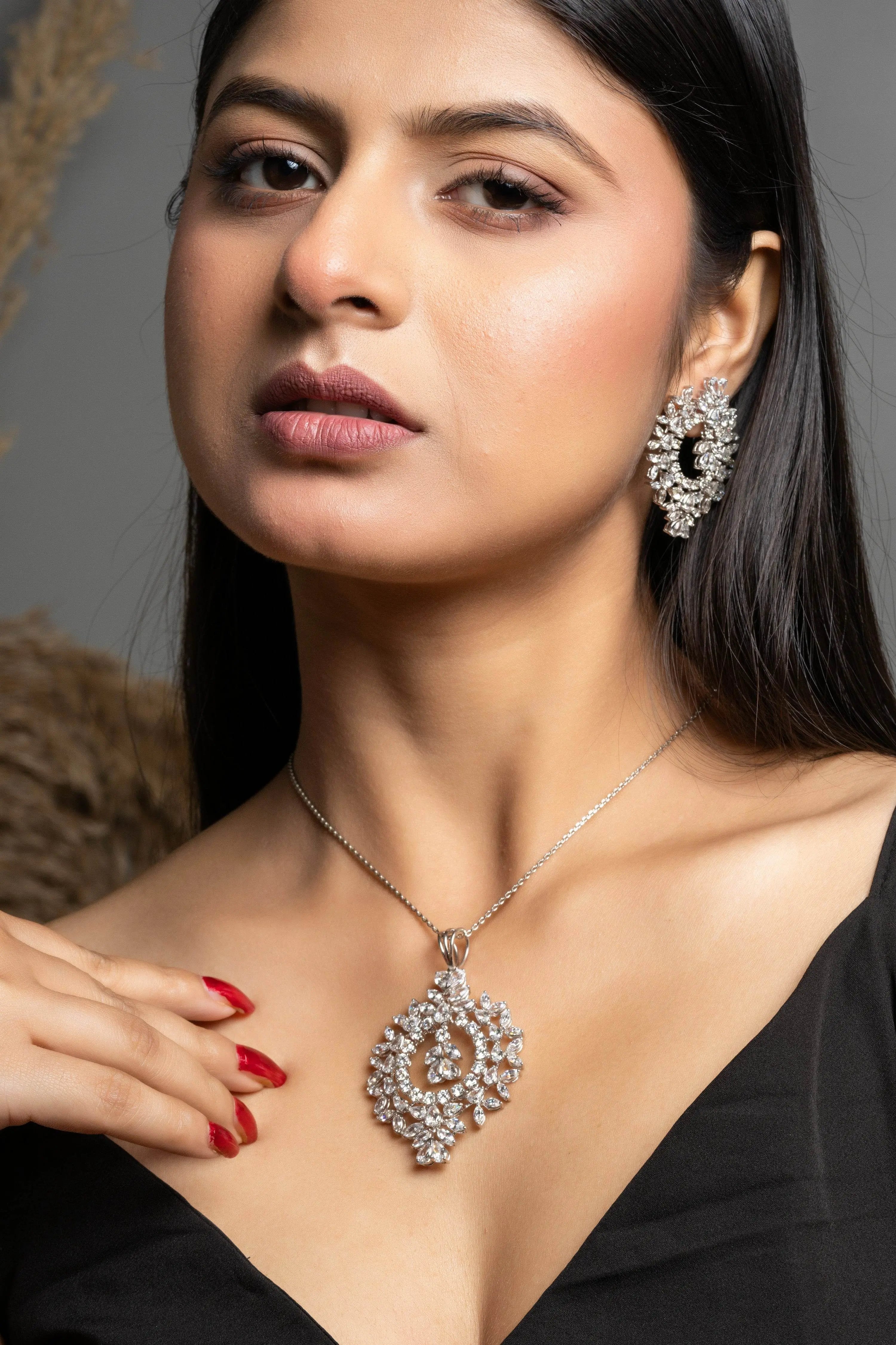 Designer White American Diamond Pendant Necklace Set - Lookandadorn.com