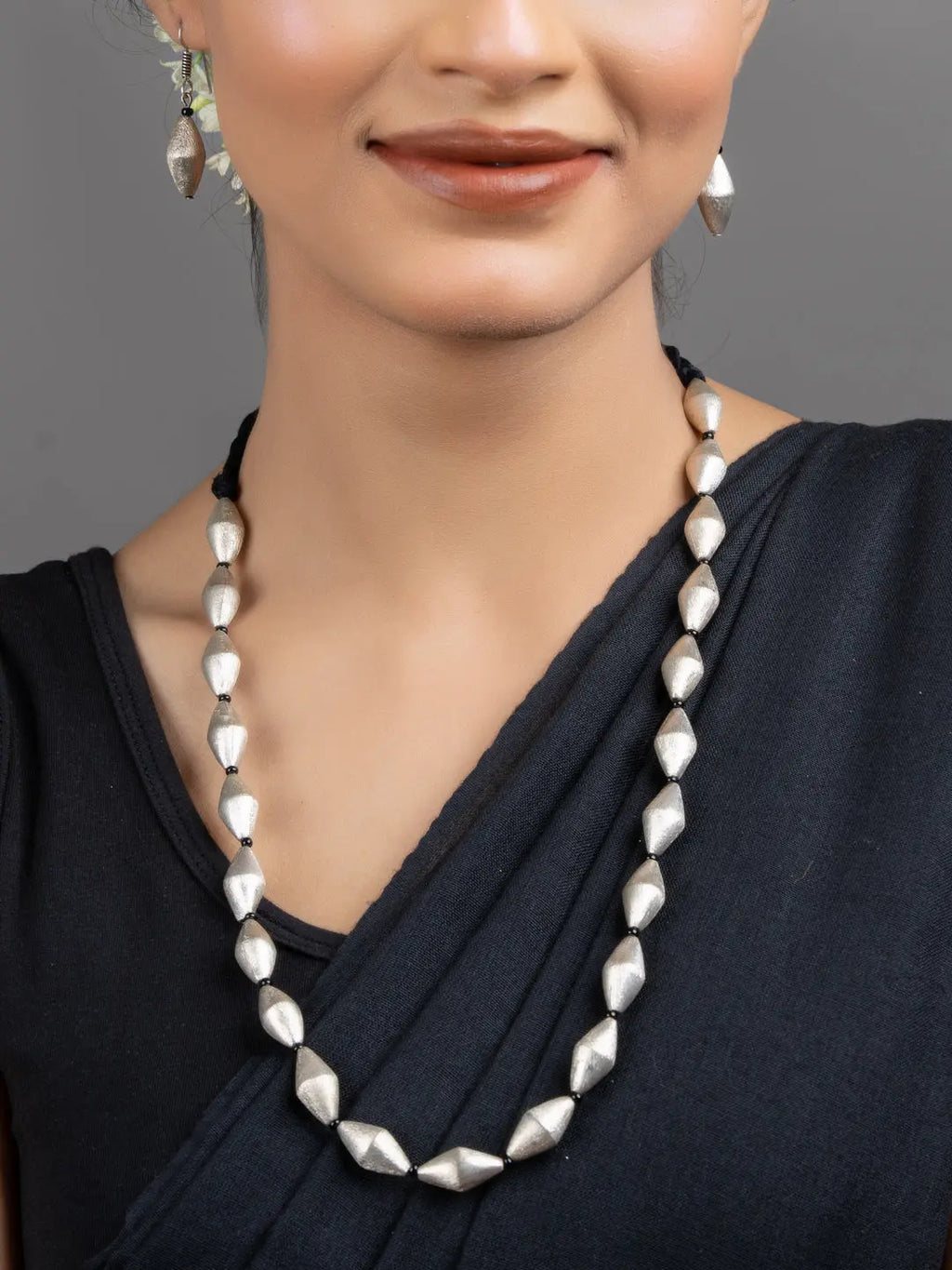 Silver Dholki Necklace Set with Earrings - Lookandadorn.com