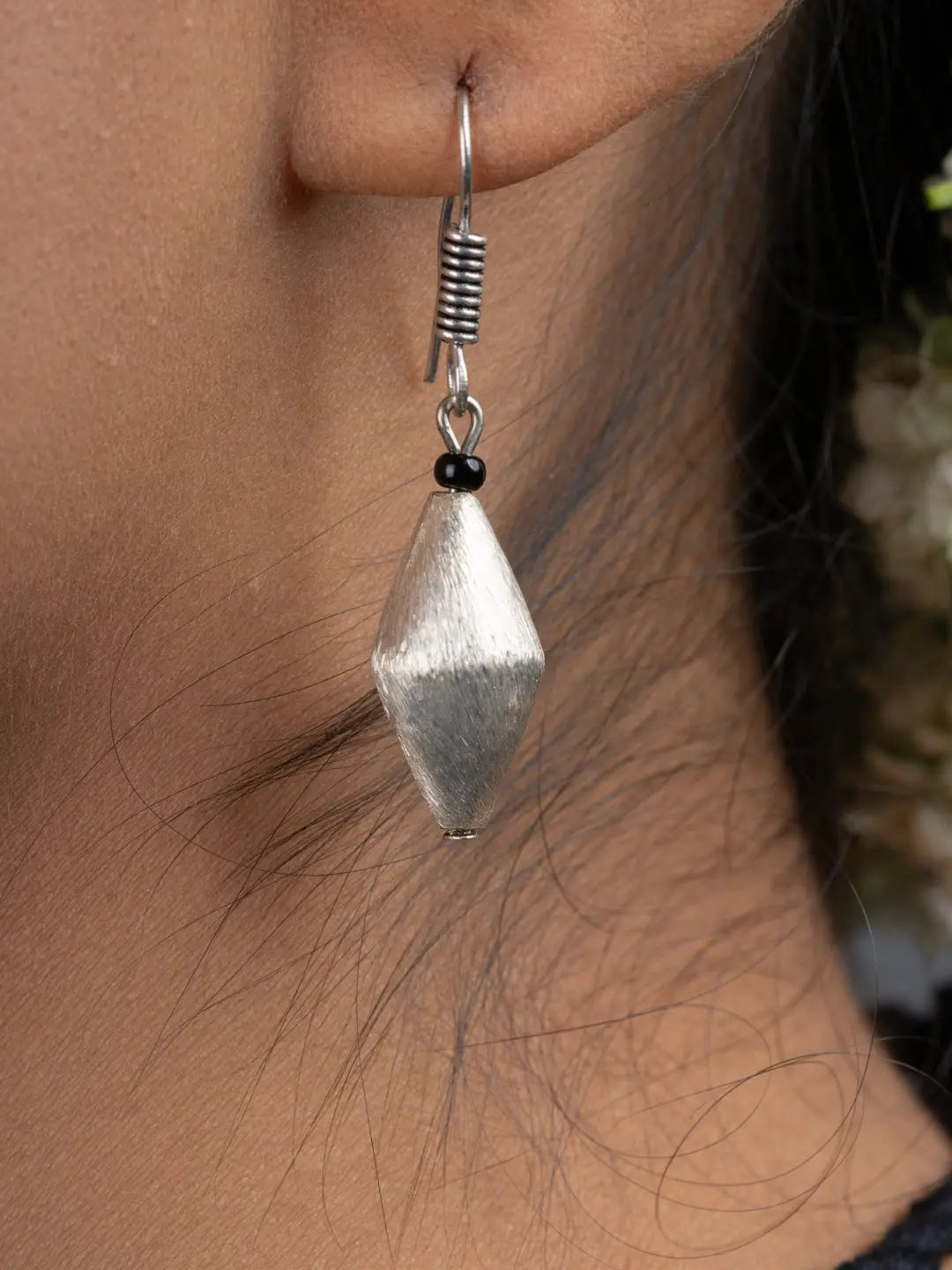Silver Dholki Necklace Set with Earrings - Lookandadorn.com