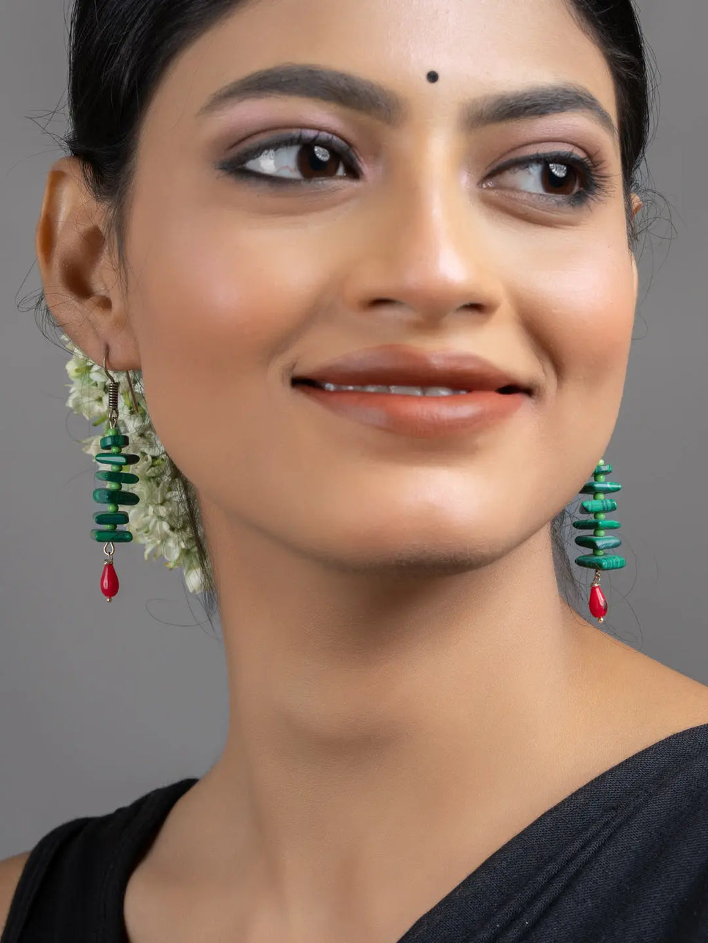 Green Red Coral Malachite Disc Earrings - Lookandadorn.com