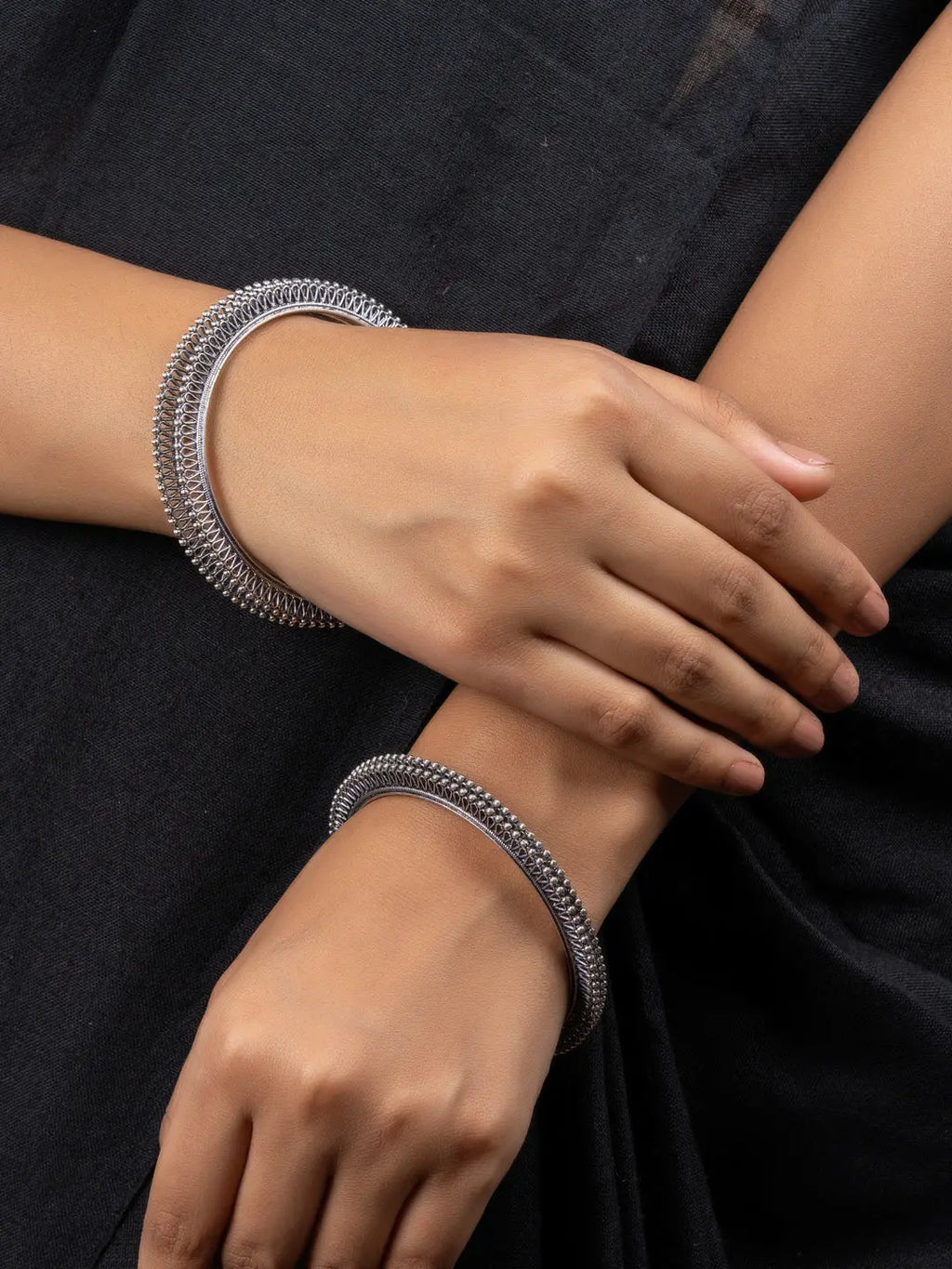 German Silver Sleek Bangle set of 4 - Lookandadorn.com