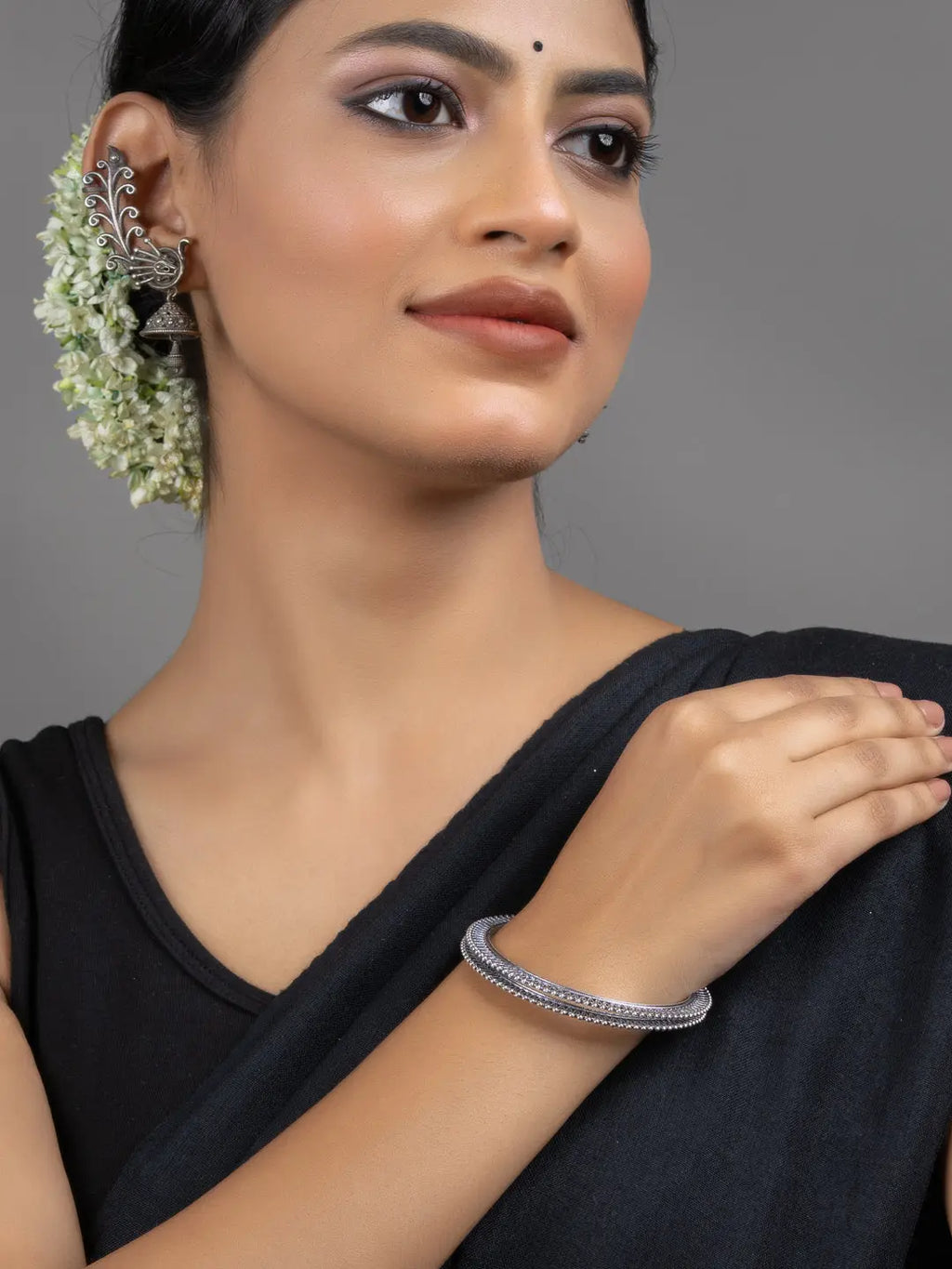 German Silver Sleek Bangle set of 4 - Lookandadorn.com