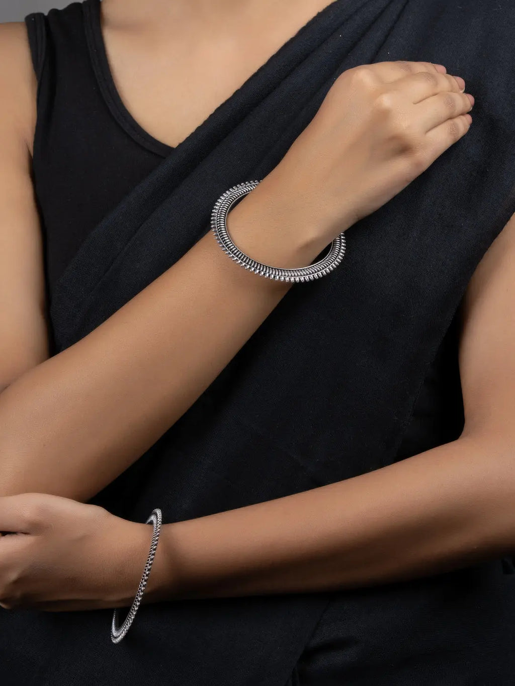 German Silver Bangle set of 2 - Lookandadorn.com