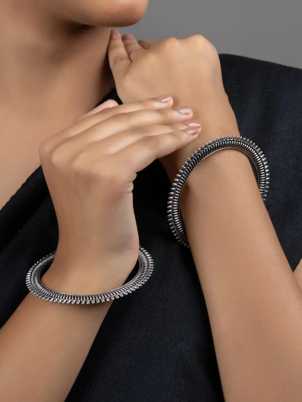 German Silver Bangle set of 2 - Lookandadorn.com