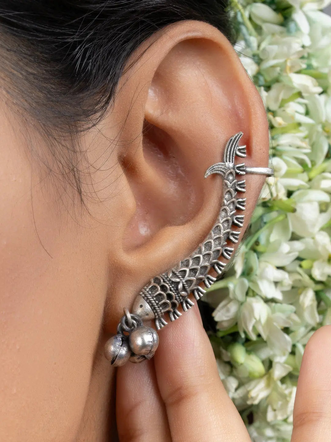 Oxidized Silver Fish Earrings - Lookandadorn.com