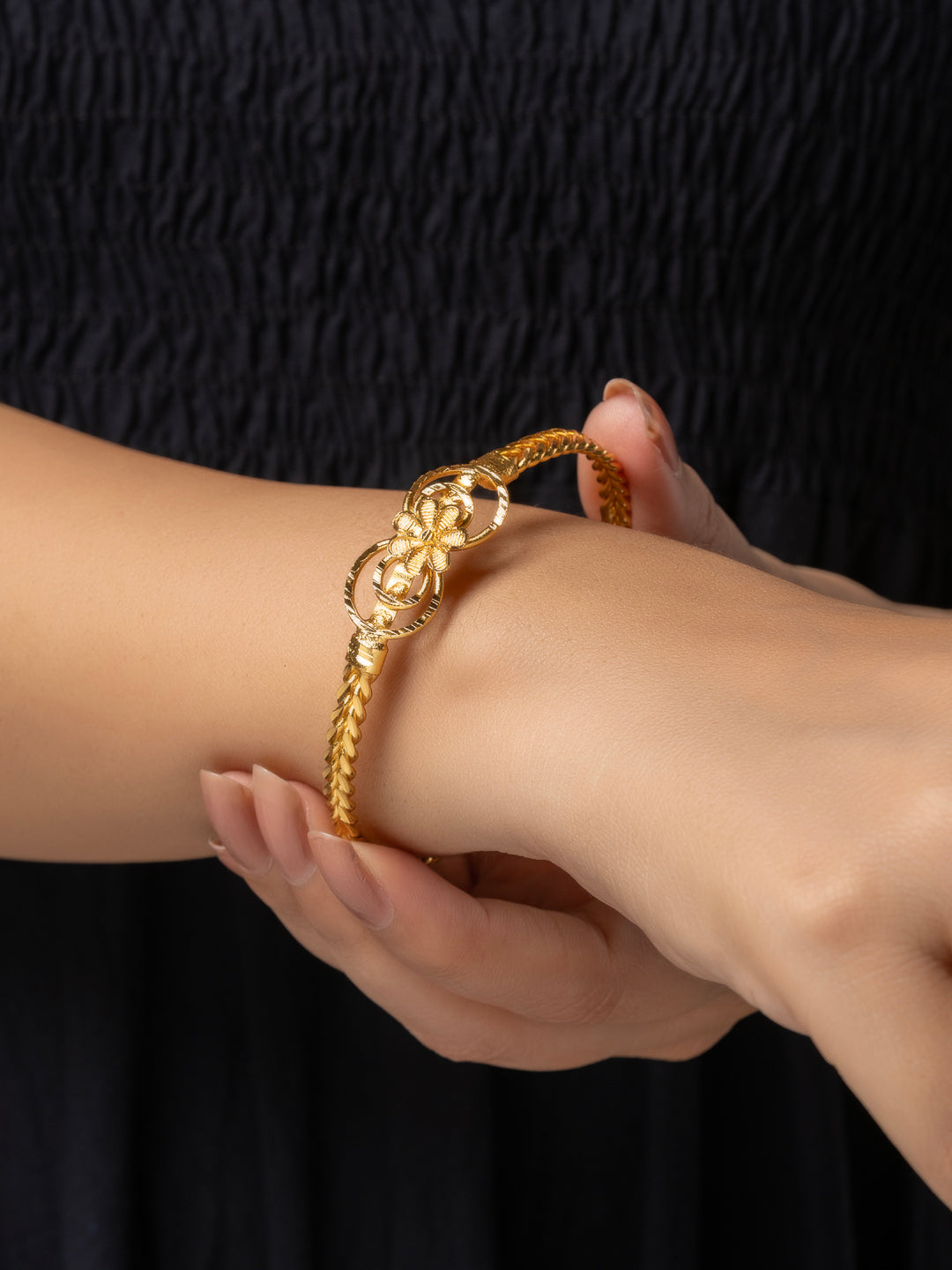 22K Gold Plated Adjustable Floral Noa Bangle LOOK AND ADORN - designed for you