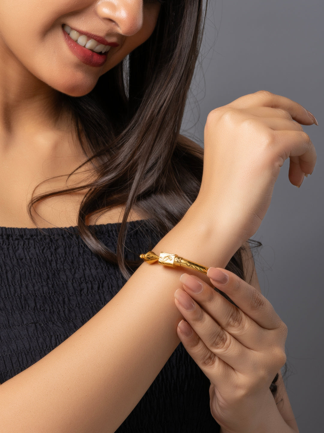 22K Gold Plated Designer Noa Bangle LOOK AND ADORN - designed for you
