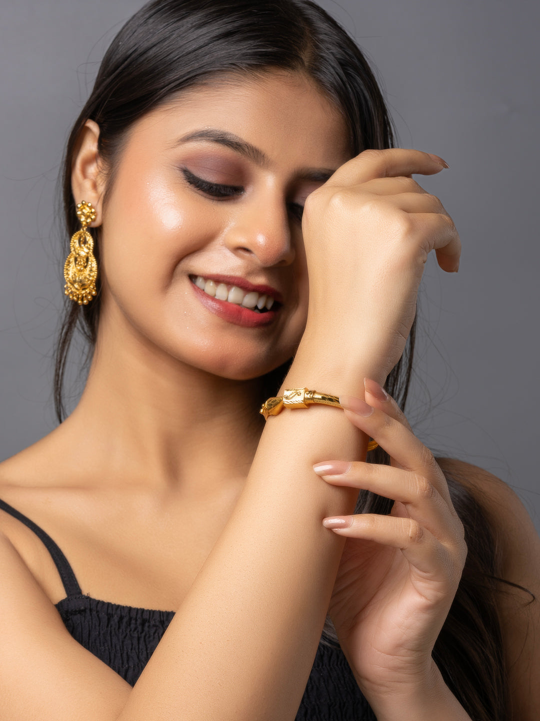 22K Gold Plated Designer Noa Bangle LOOK AND ADORN - designed for you