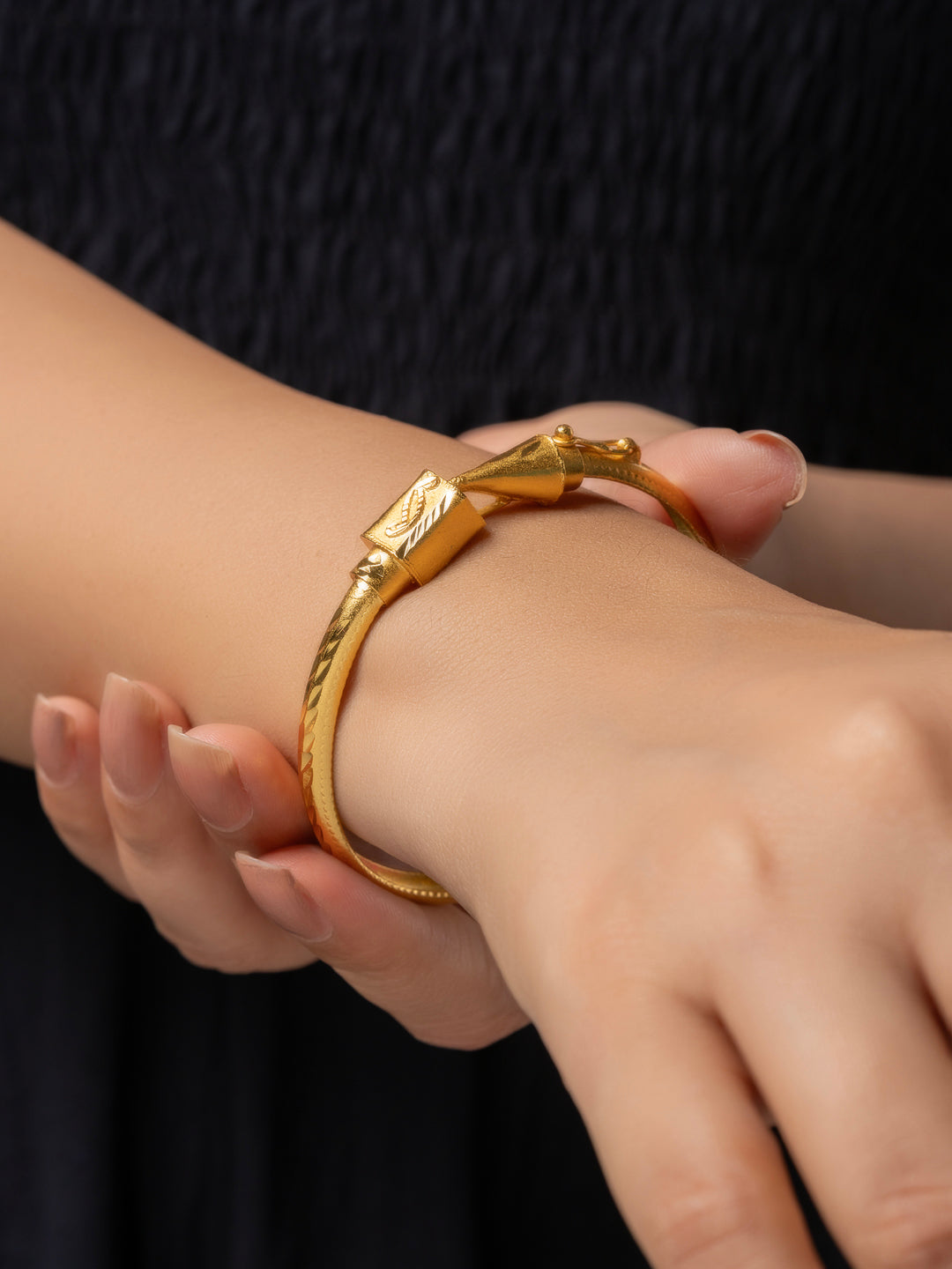 22K Gold Plated Designer Noa Bangle LOOK AND ADORN - designed for you