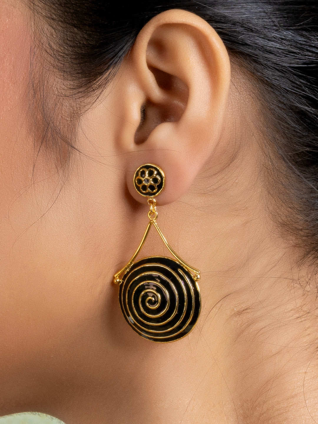 Golden Black Circular Floral Meenakari Stud Enamel Earring