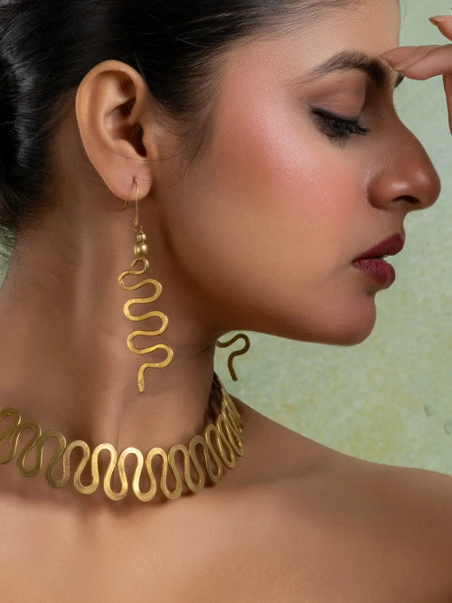 Golden Brass Dokra Spiral Necklace set with Earring LOOK AND ADORN - designed for you