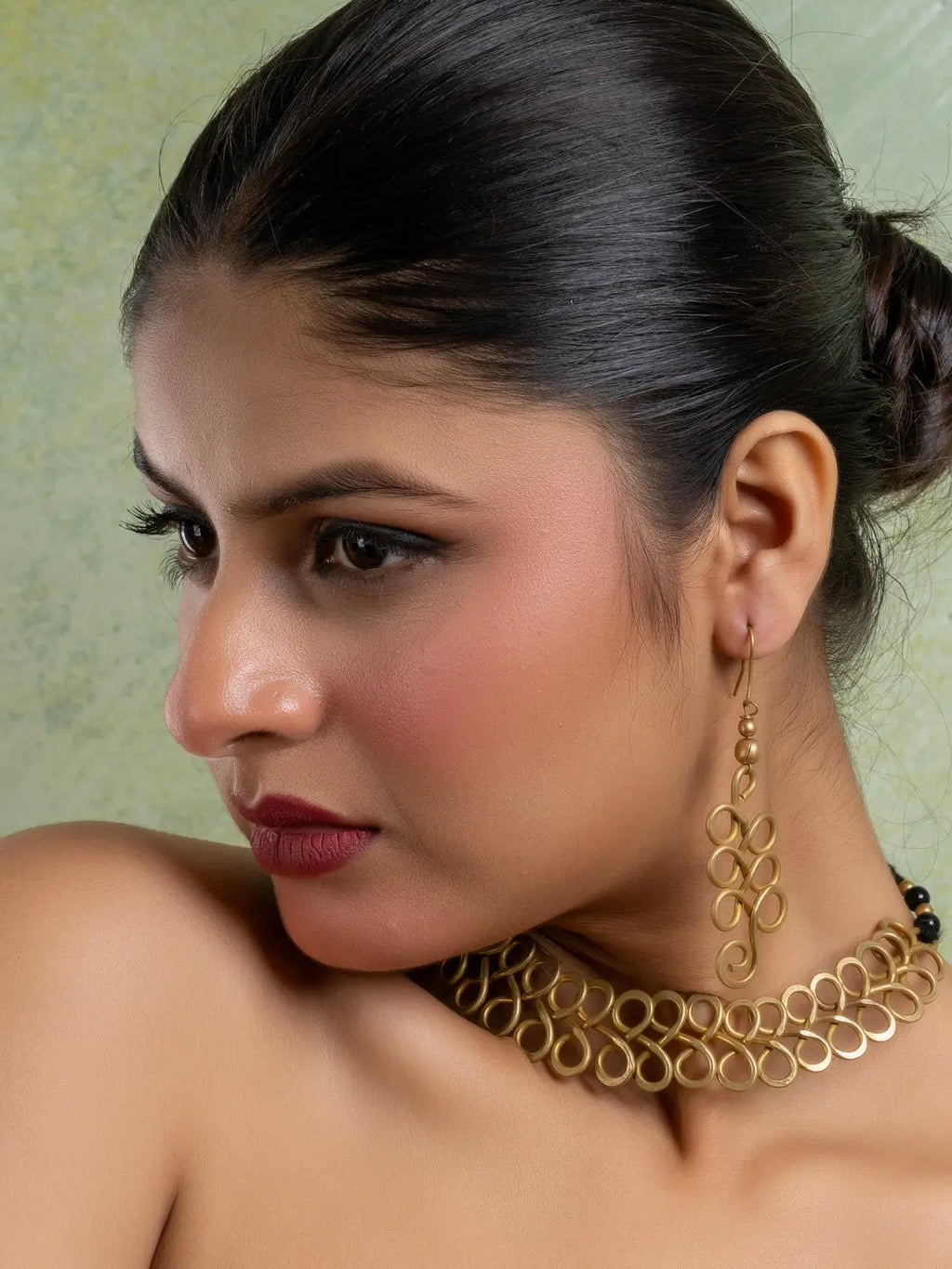 Golden Brass Dokra Spiral Choker Necklace set with Earring LOOK AND ADORN - designed for you