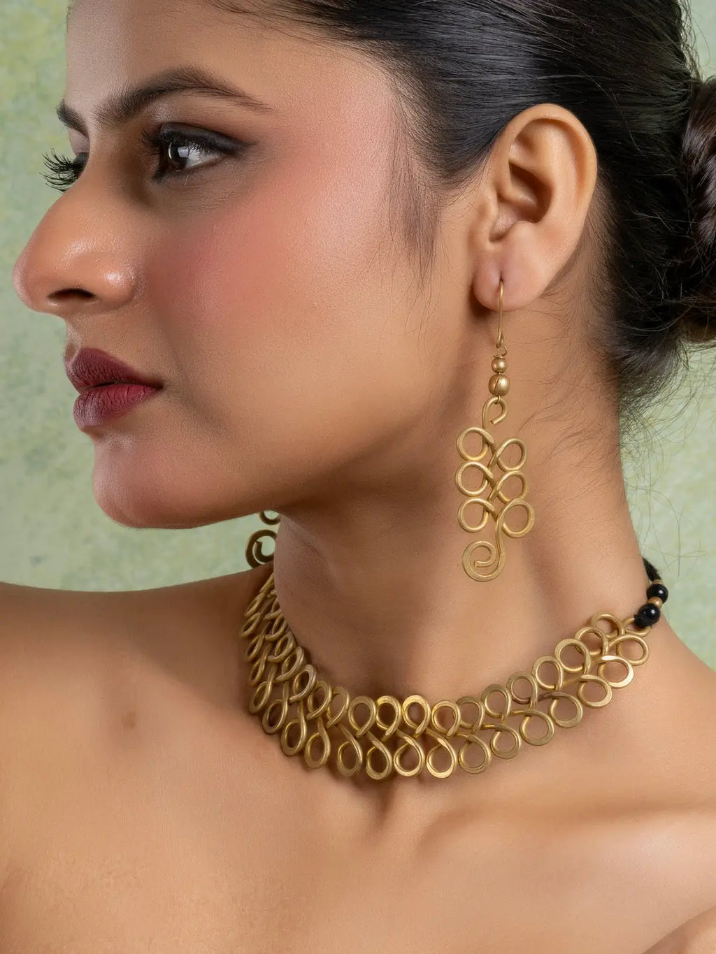 Golden Brass Dokra Spiral Choker Necklace set with Earring LOOK AND ADORN - designed for you