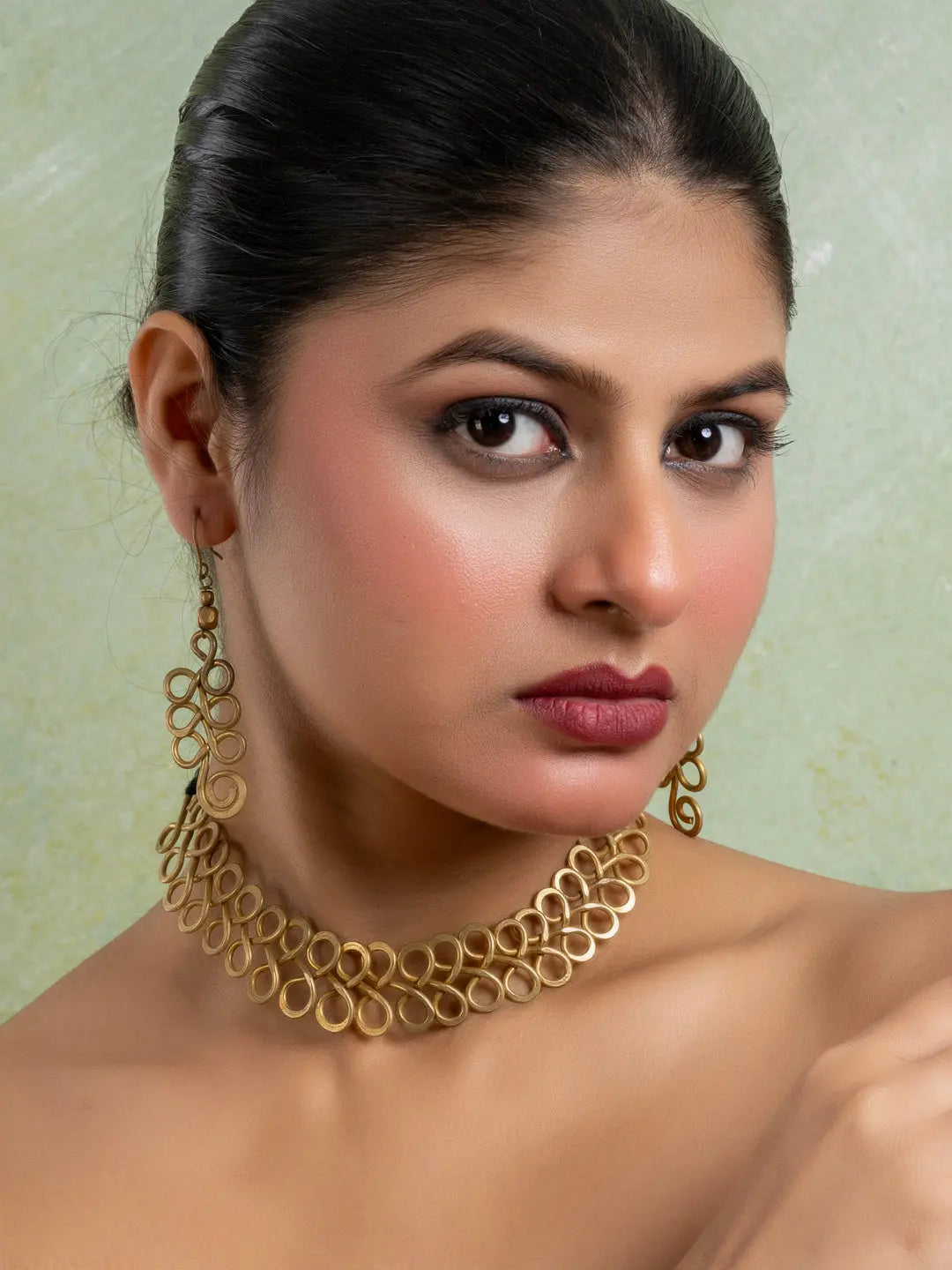 Golden Brass Dokra Spiral Choker Necklace set with Earring LOOK AND ADORN - designed for you