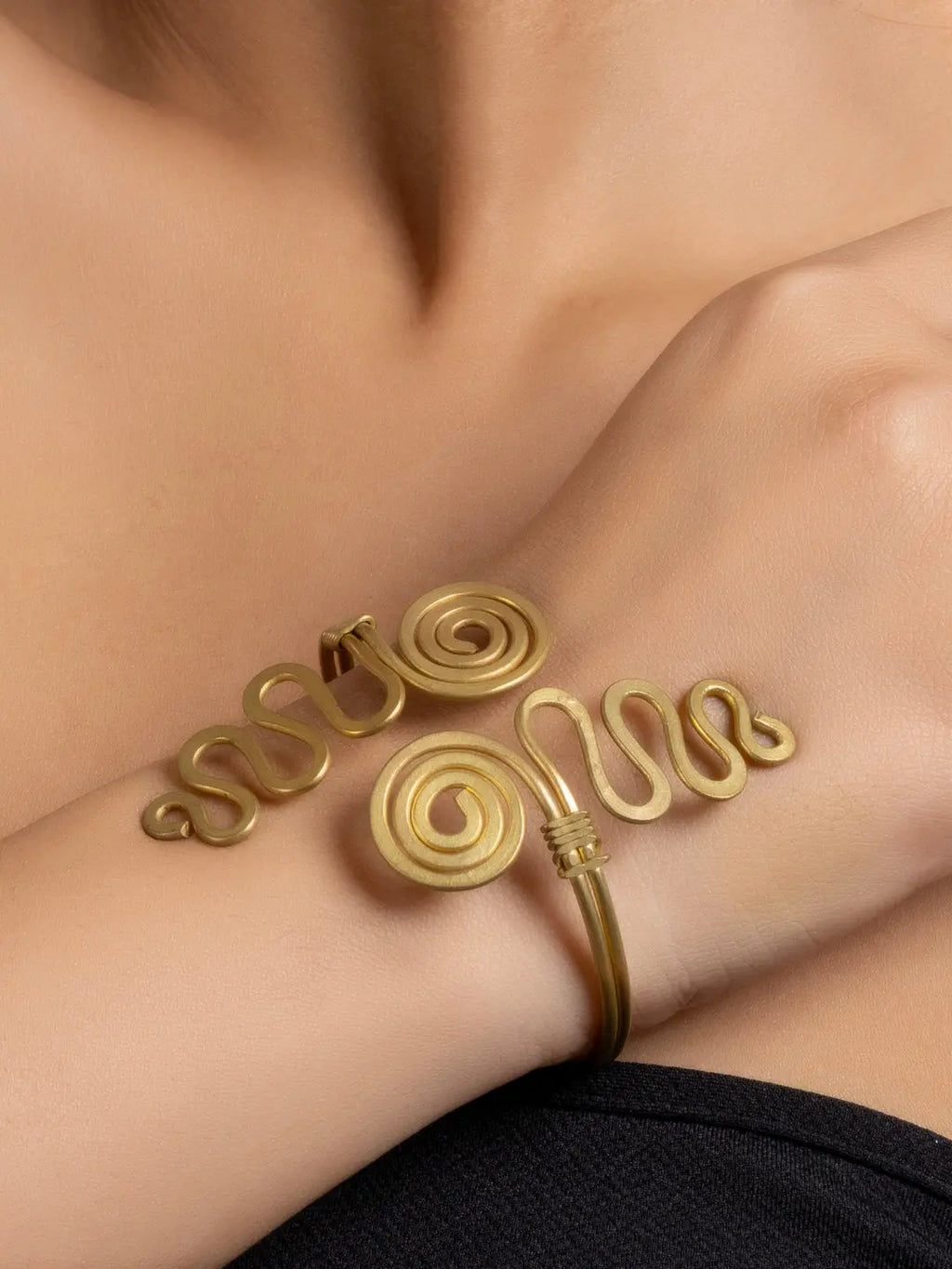 Golden Brass Dokra Spiral Adjustable Bracelet LOOK AND ADORN - designed for you