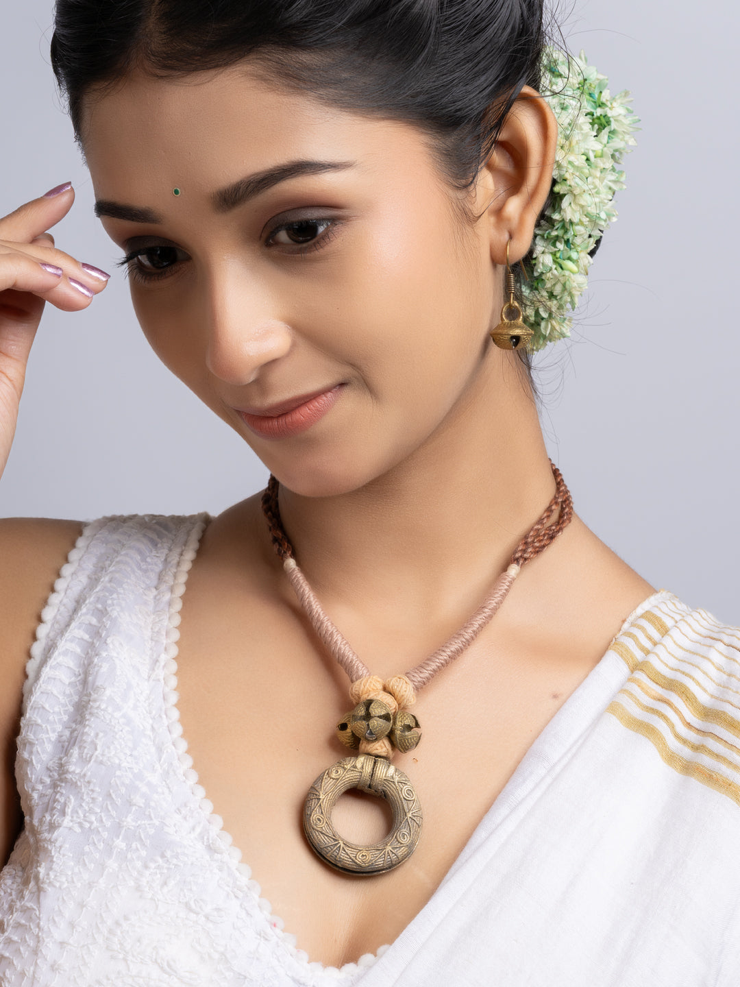 Beige Brown Dokra Brass Necklace Set With Earrings