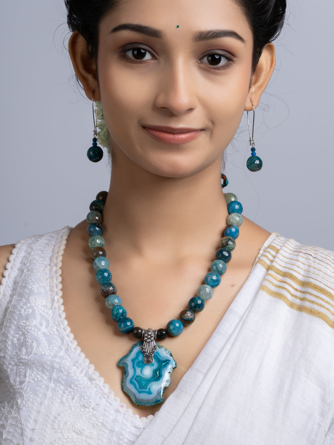 Semi Precious Peacock Blue Agate Quartz Necklace Set With Earrings