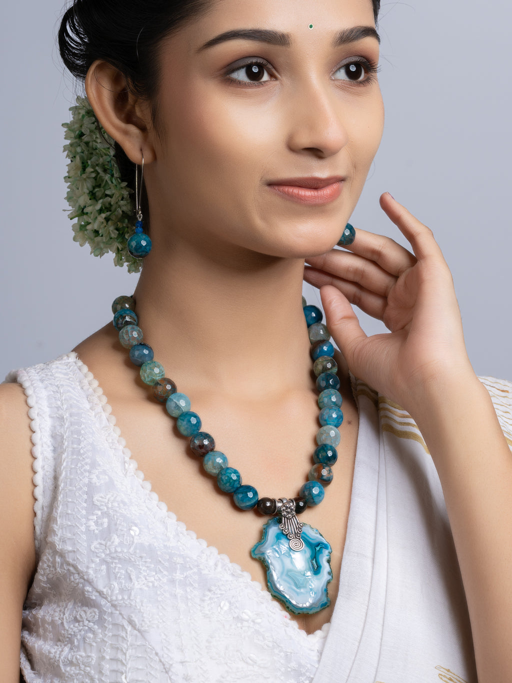 Semi Precious Peacock Blue Agate Quartz Necklace Set With Earrings