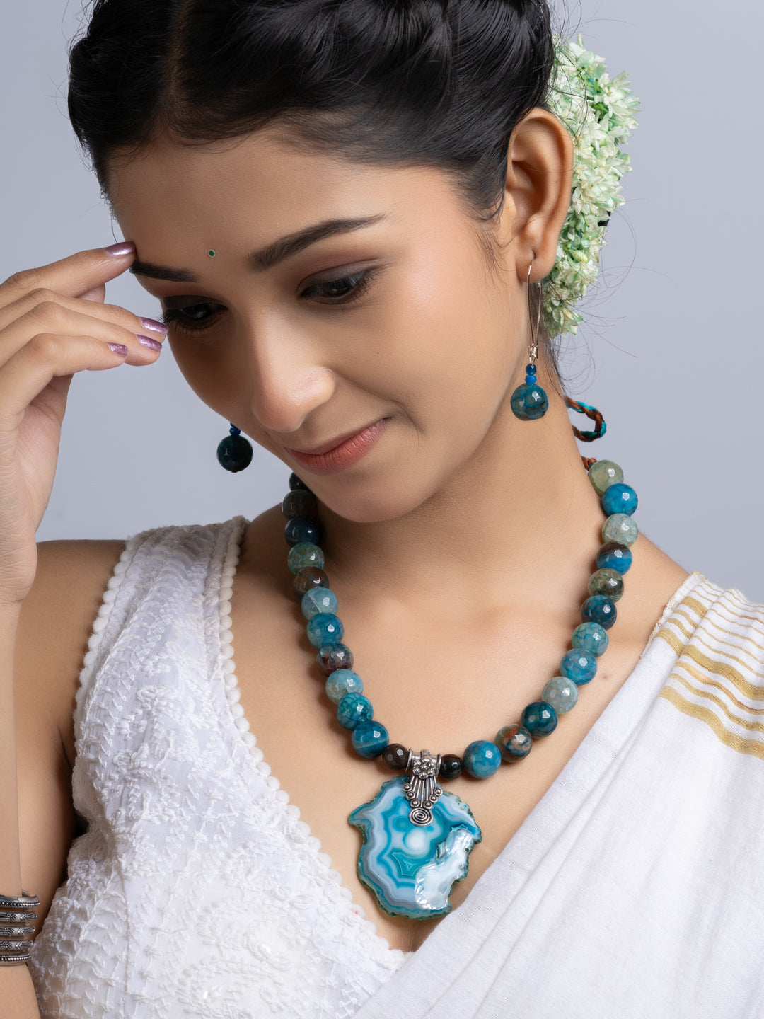 Semi Precious Peacock Blue Agate Quartz Necklace Set With Earrings