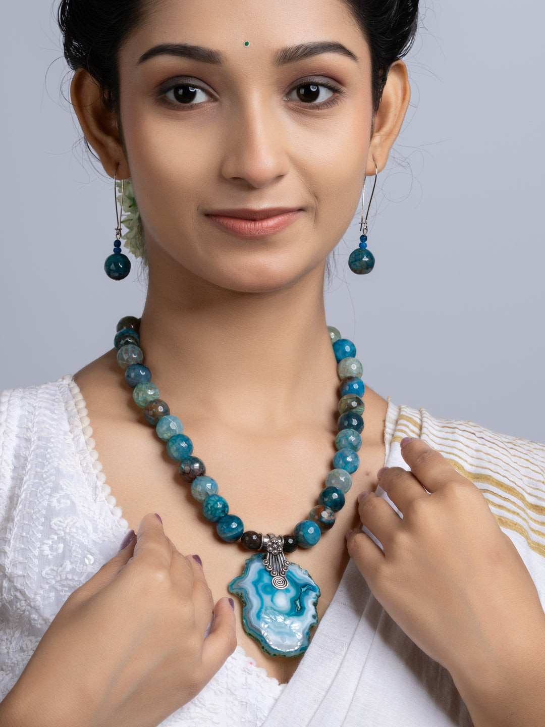 Semi Precious Peacock Blue Agate Quartz Necklace Set With Earrings