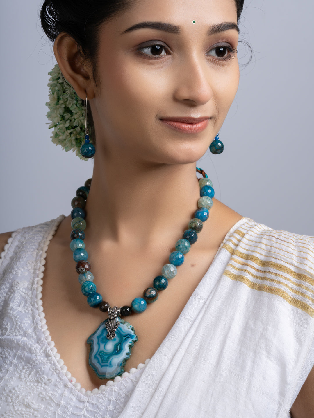 Semi Precious Peacock Blue Agate Quartz Necklace Set With Earrings