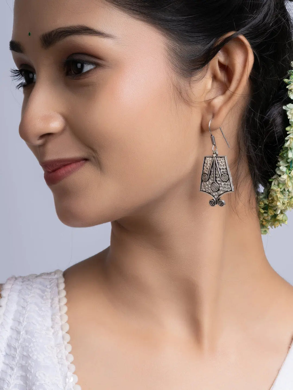 Oxidized Silver Tribal Earring LOOK AND ADORN - designed for you