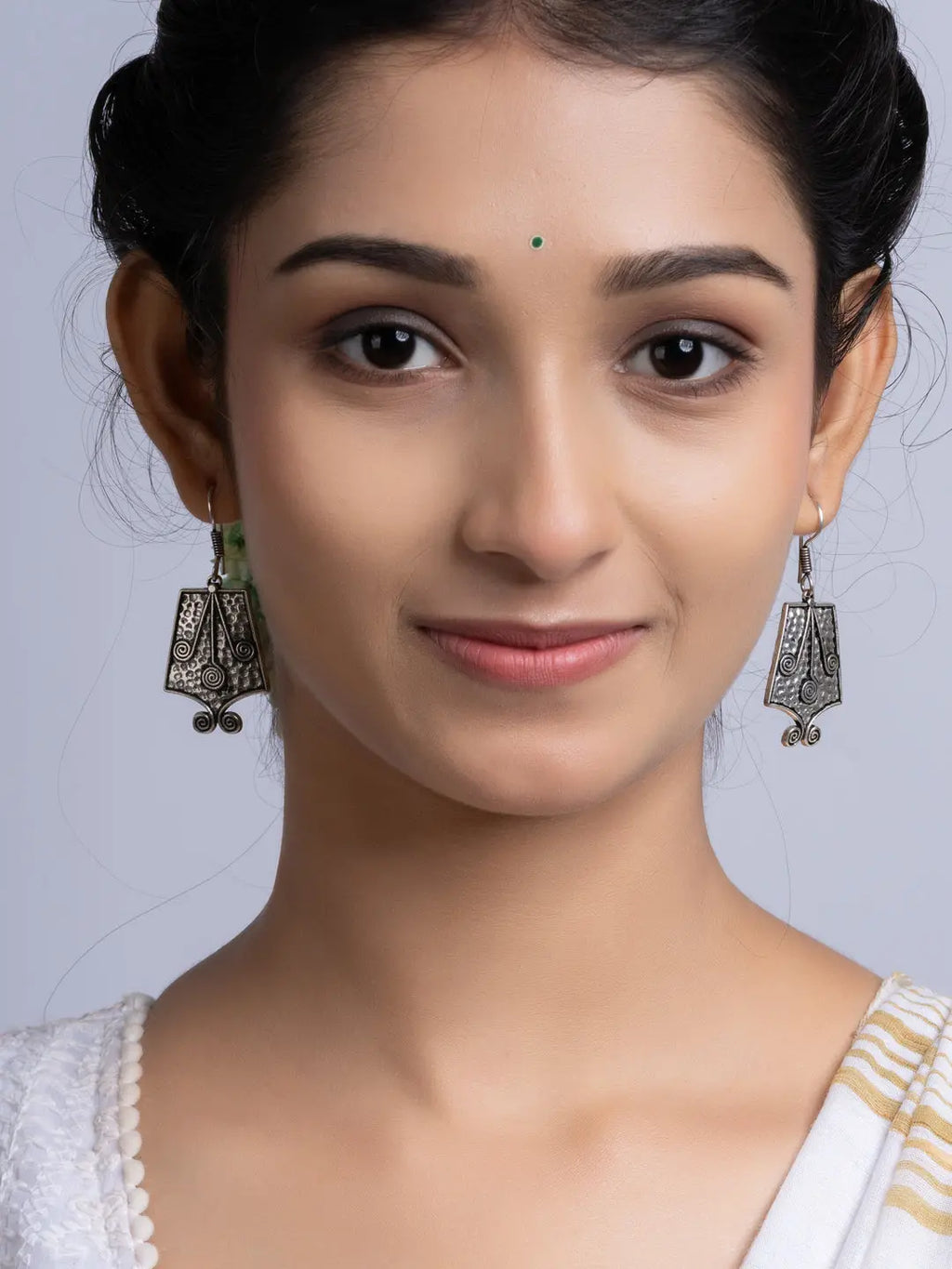 Oxidized Silver Tribal Earring LOOK AND ADORN - designed for you