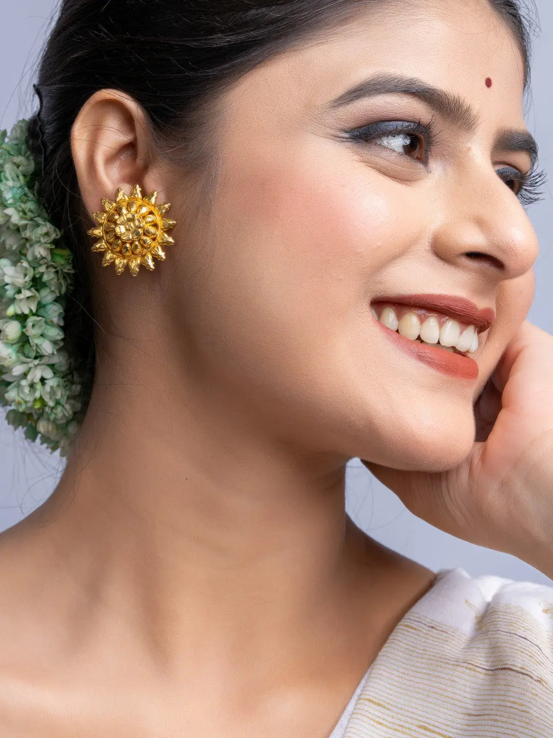 Gold Plated Floral Stud Earrings - Lookandadorn.com
