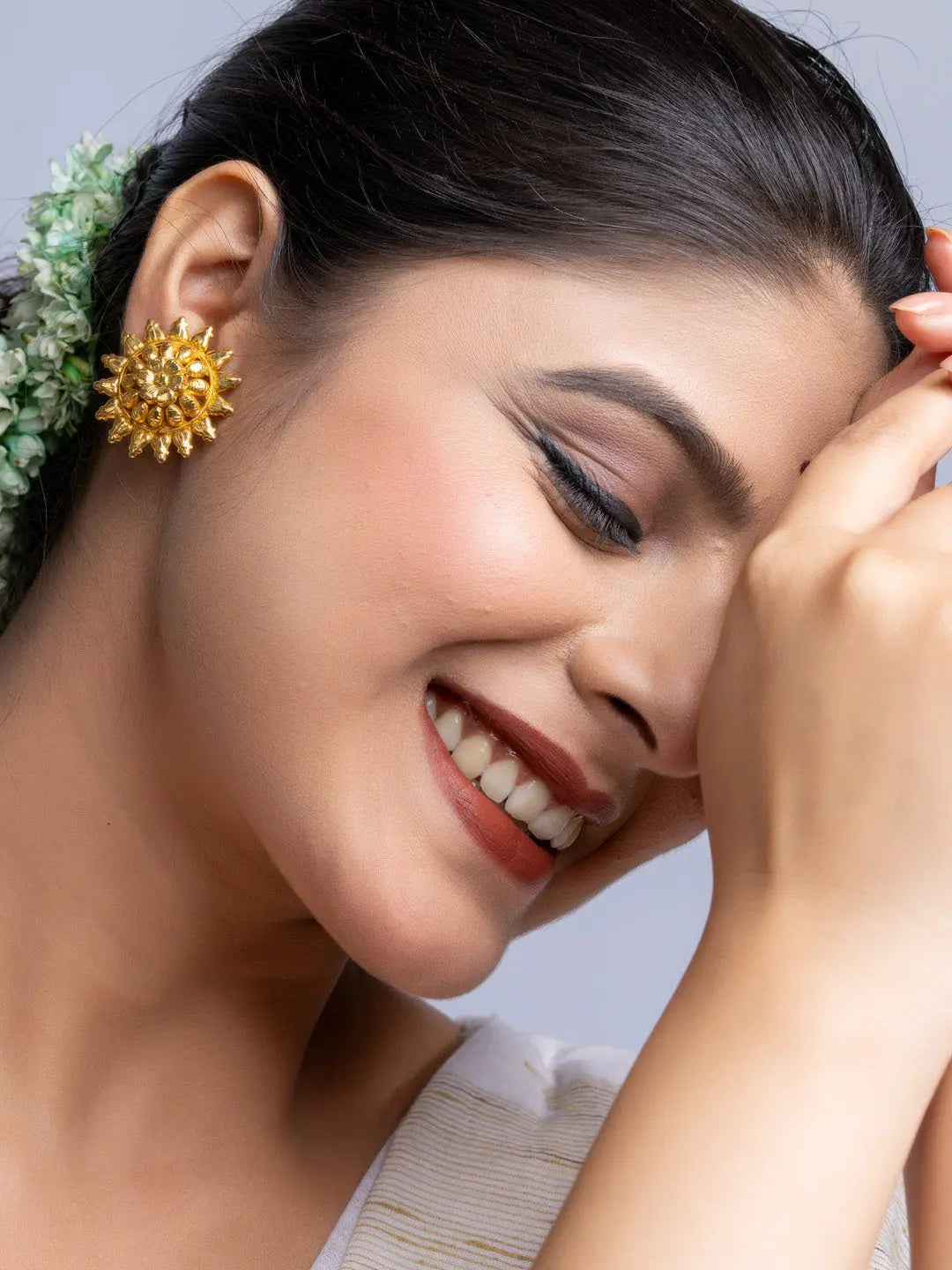 Gold Plated Floral Stud Earrings - Lookandadorn.com