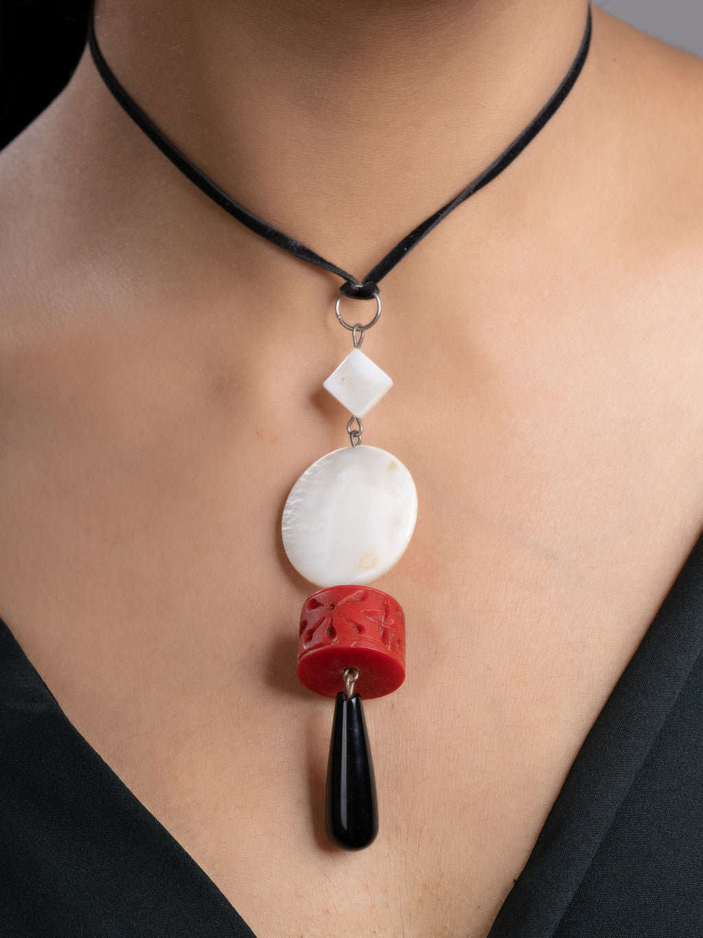 White Red Black Onyx Agate Mother Of Pearl Sleek Necklace With Adjustable Suede Cord