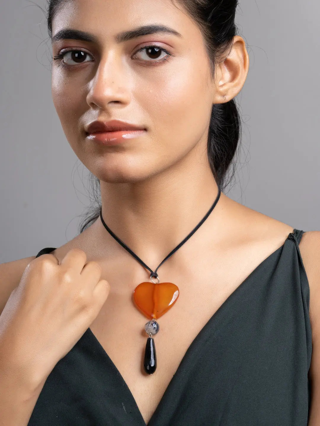 Brown Black Onyx Agate Heart Sleek Necklace With Adjustable Suede Cord LOOK AND ADORN - designed for you